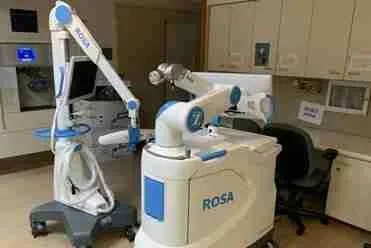 Rosa Robotic Knee Replacement at The Queen's Medical Center