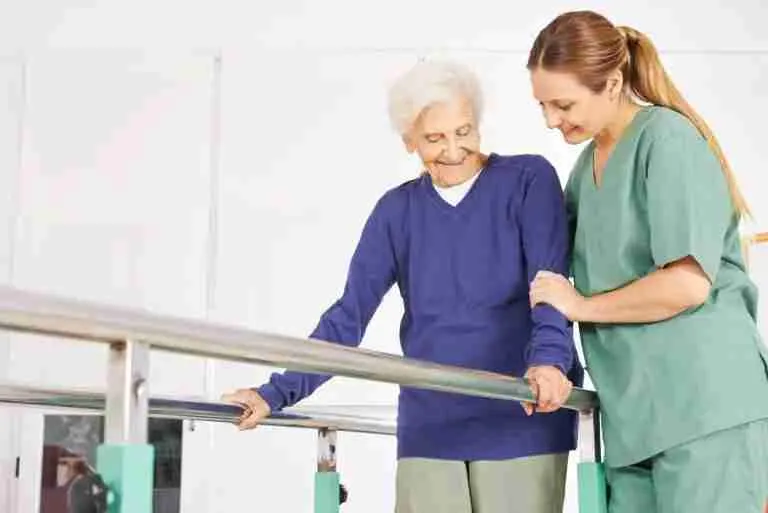 What to expect during your first day after knee replacement surgery What to expect during your first day after knee replacement surgery