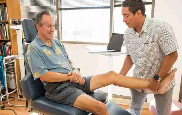 Total knee arthroplasty versus partial knee arthroplasty